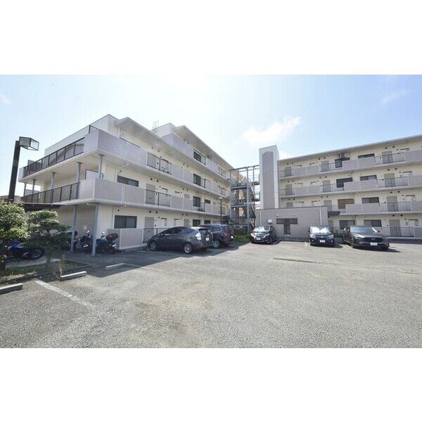 ダンデライアン鵠沼 外観