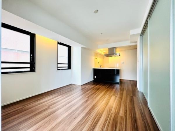 コンシェリア新橋 ＭＡＳＴＥＲ’Ｓ ＶＩＬＬＡ15階 リビング