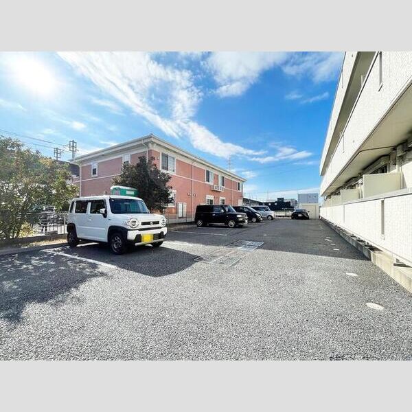 カンピエーレ 駐車場