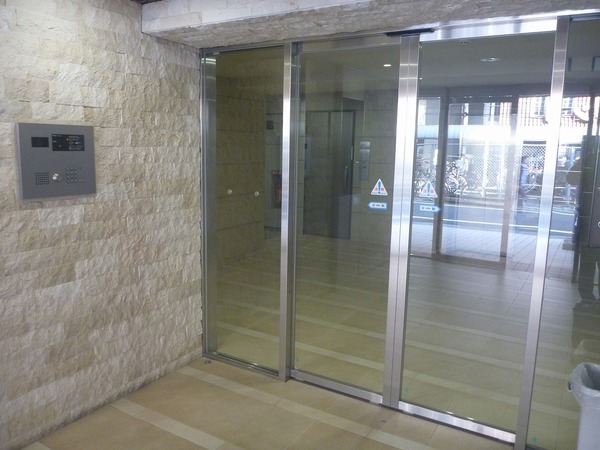 スカイコート中村橋第２102号室 エントランス