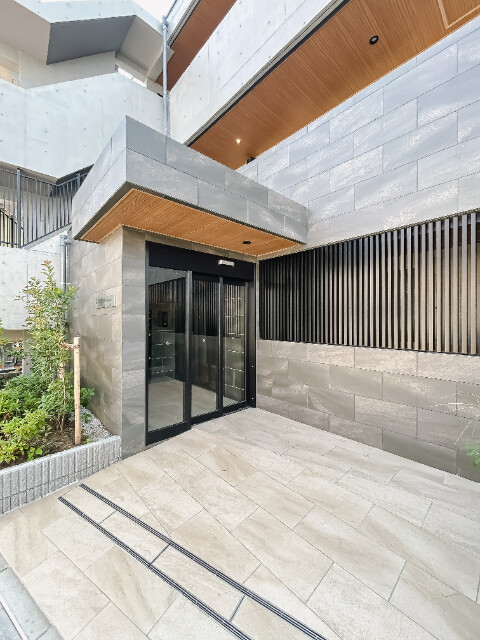 Ｌｉｂｅｒｔｅ沼袋 エントランス