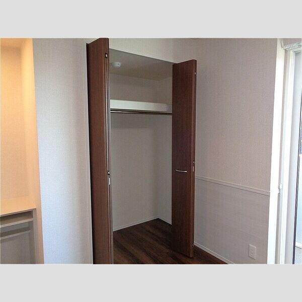 フランボワーズ中島 収納