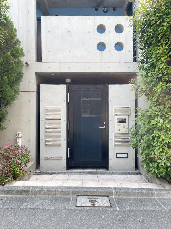 アズ中野レジデンス203号室 エントランス