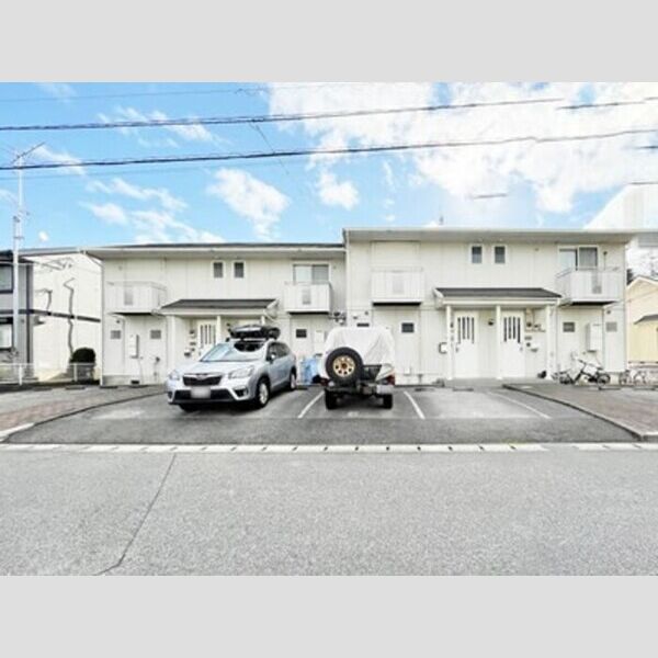 ラヴェニュ　A 駐車場