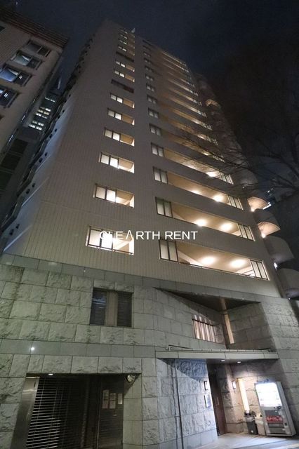 パレステュディオ新宿都庁前3階 ステイタスを感じる外観