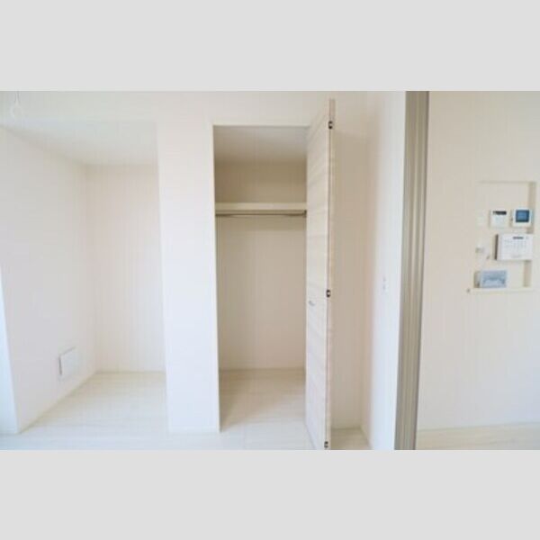 D Paina 菅北浦301号室 収納
