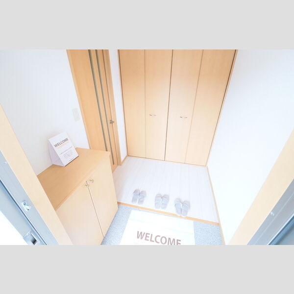 Green Heights101号室 玄関