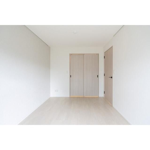 アソシエール大倉山408号室 同建物別部屋の参考画像