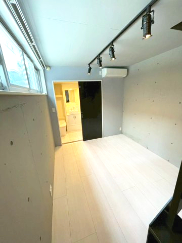 ルナサテラート 内観