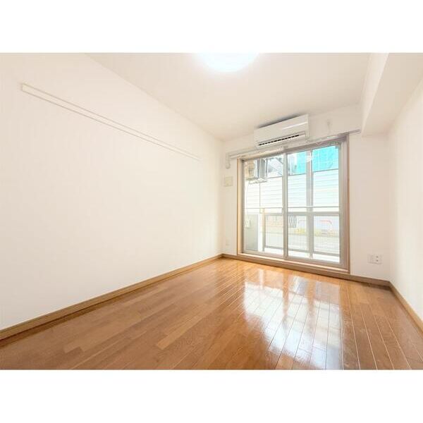 メゾン東陽日吉101号室 リビング