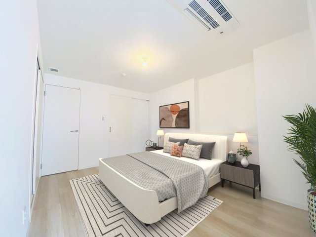 広尾アパートメント203号室 写真は、実際の画像に家具のCGを重ねたものです。家具付き住戸ではございません。
