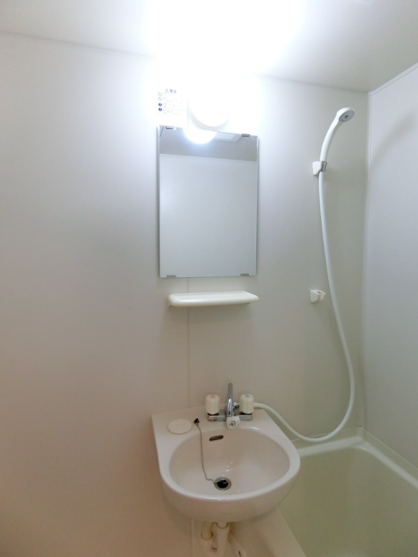 北大塚アパートメント1階 同物件別部屋の写真となります。