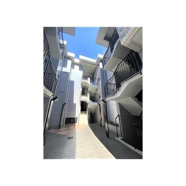 ラヴニール南常盤台303号室 エントランス