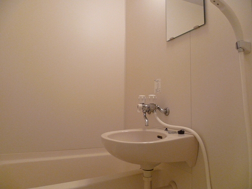 コート新橋 洗面台　※2014年6月撮影