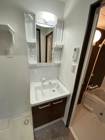 ベイルーム善行102号室 洗面