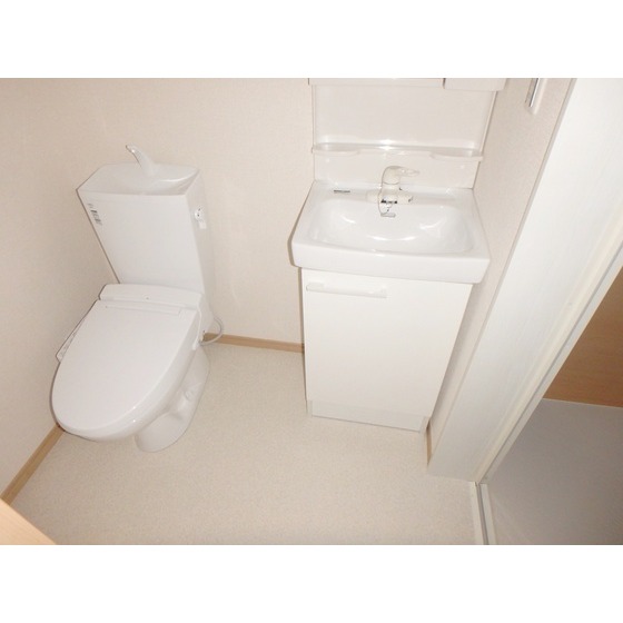 グラッサ花の木205号室 同建物別部屋の参考画像