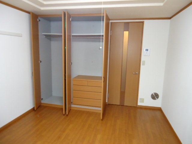 メゾン・トランタンヌーフ クローゼット