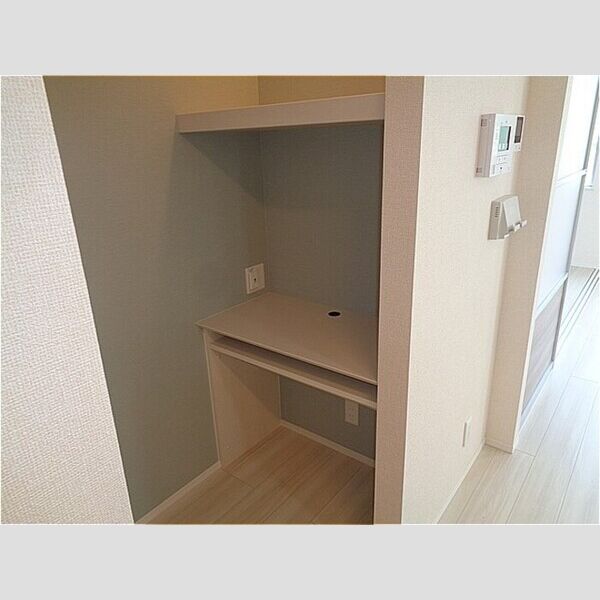 D-room請西南 A棟102号室 ワークスペース