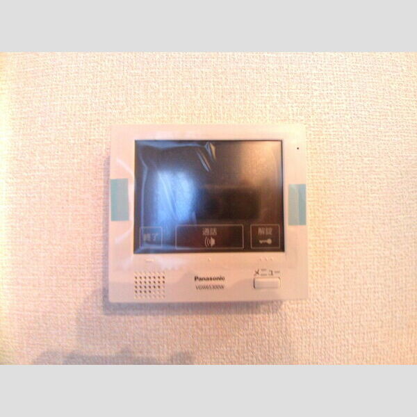 ラ ヴィ クレール102号室 テレビ付インターホン