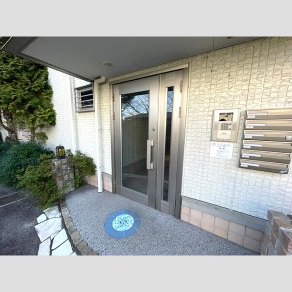 ベルファミーユ エントランス