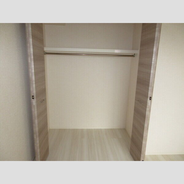 コートミカエルB クローゼット