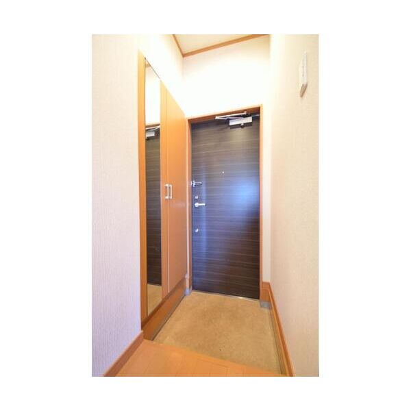 ソレイユ・駒場 玄関