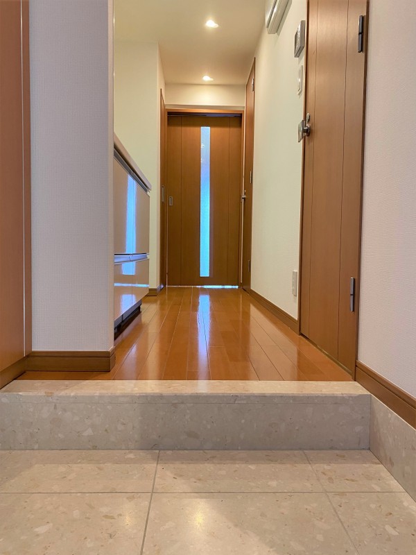 Duo Stage白金高輪4階 玄関