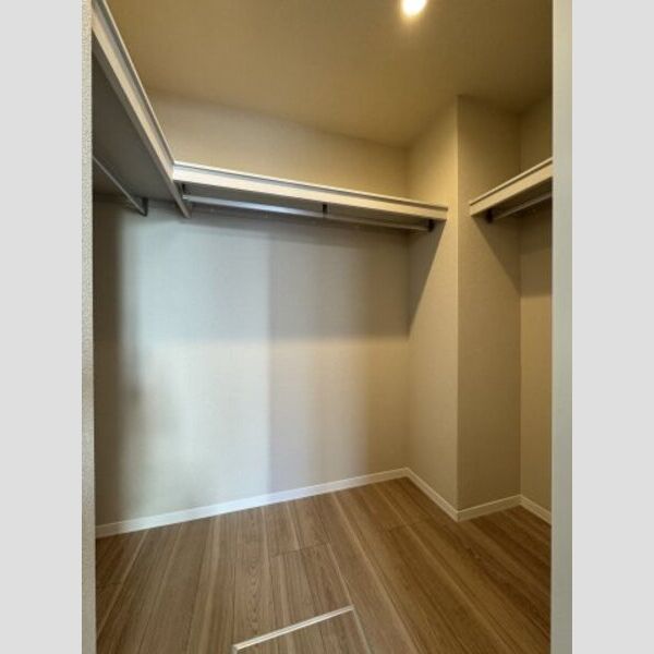 リラフォート　アイナ101号室 大容量のWIC♪