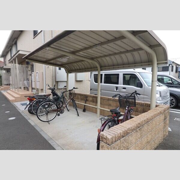 ショウリュウ秋津 駐輪場