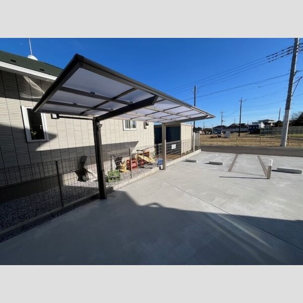 ルーフハウス　C 駐輪場