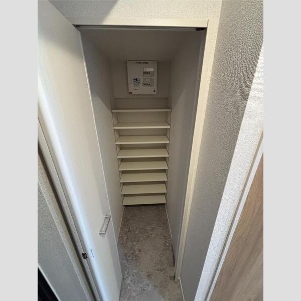 MAXIV　CROS梅島403号室 リビング