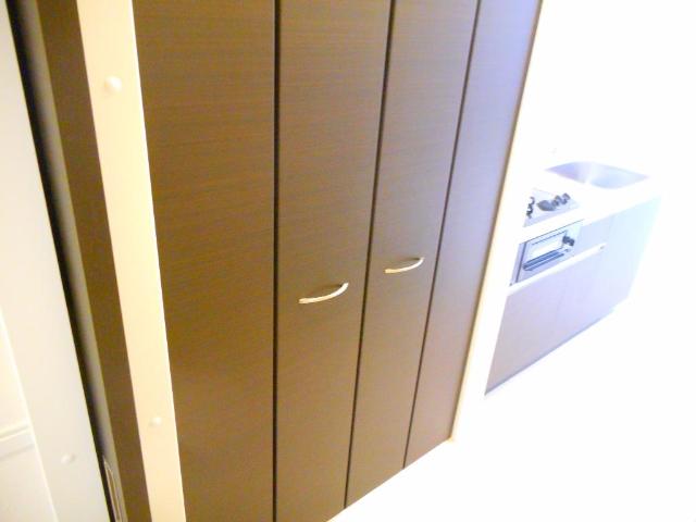 ビオラ・宮町301号室 収納