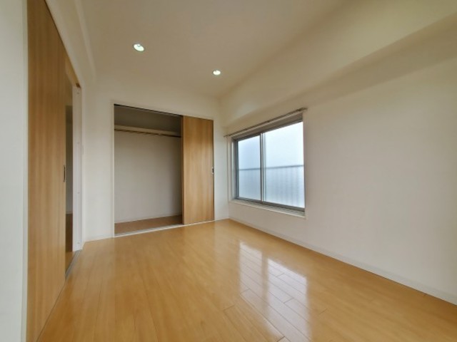 ツインハイツ8A号室 寝室