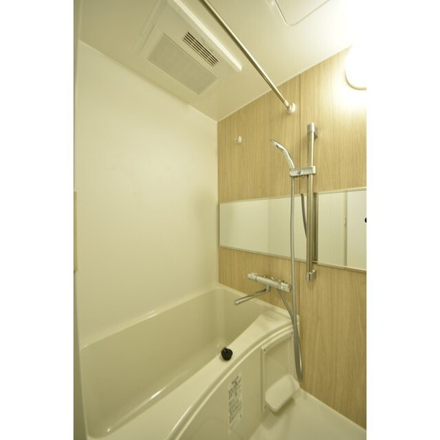 グランパセオ代々木上原B105号室 内観