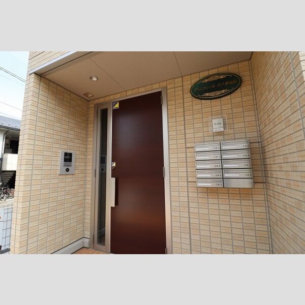 プリムヴェール　弐十壱番館 エントランス