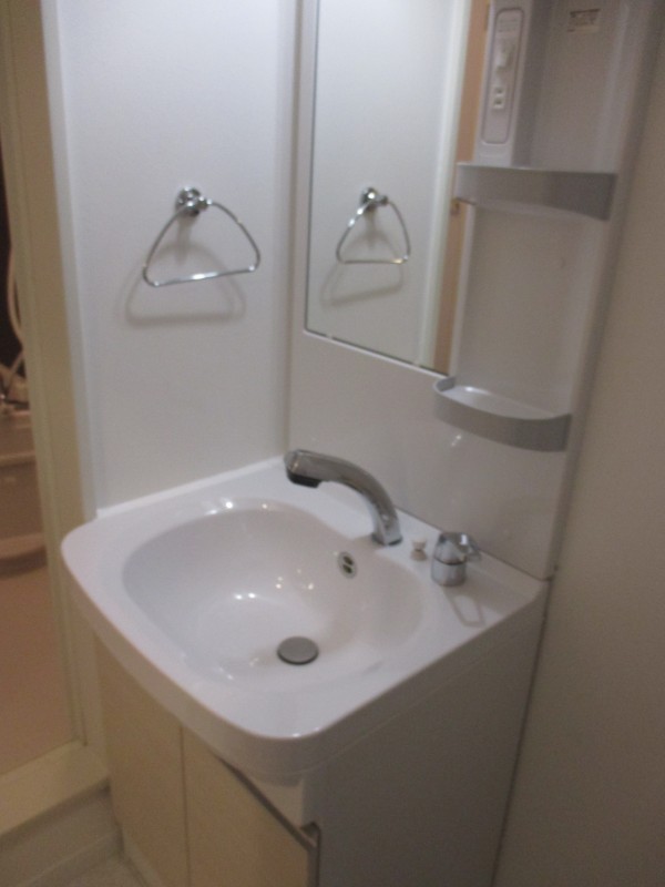 ソルナクレイシア平和台2階 洗面