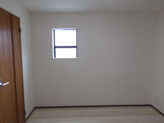 アル・ソーレ青砥1階 洋室６．７帖