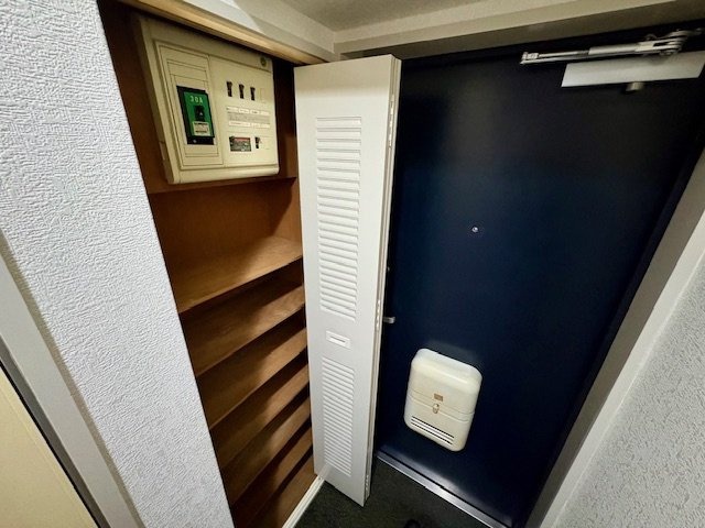 ライオンズマンション磯子第2 玄関収納