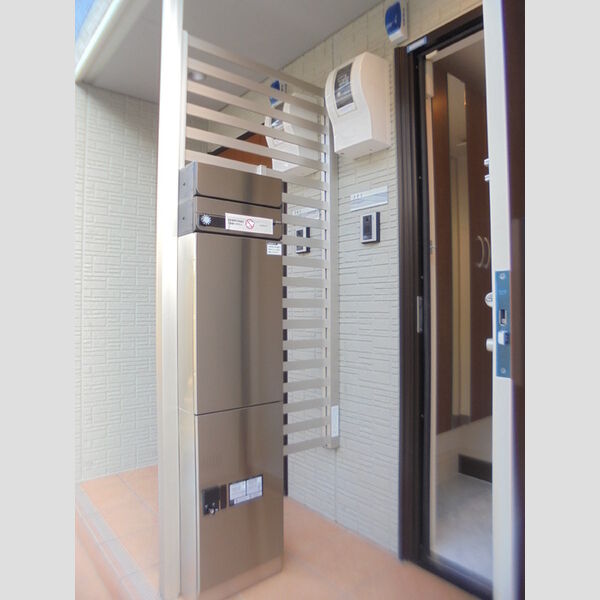 アルペジオ101号室 101号室玄関POST・宅配BOX