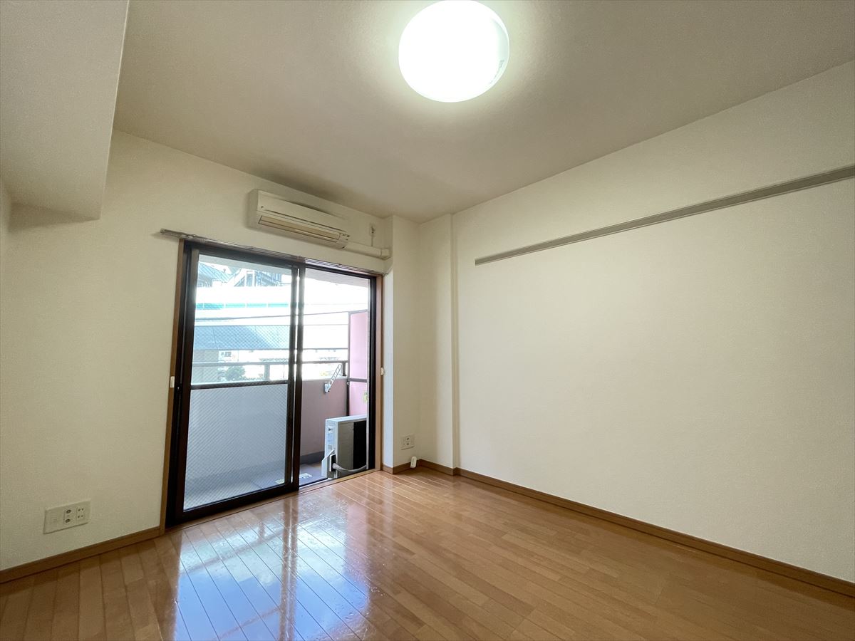 レガロ飛鳥山301号室 寝室