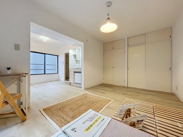 サカエダイホープラザ大塚2階 ※家具・小物はイメージです