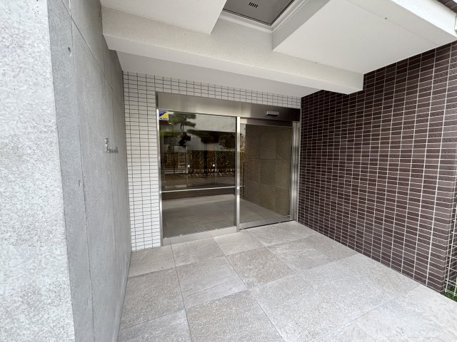 GENOVIA町田0402号室 エントランス