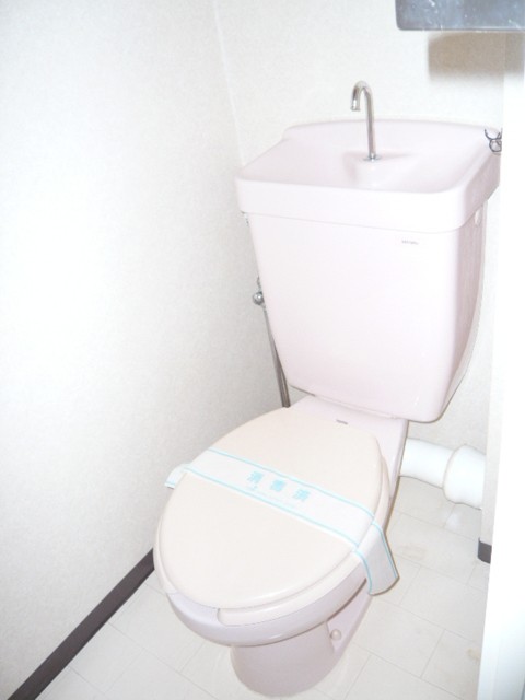 ビルトモア0303号室 トイレ