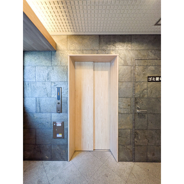 N-Flats東大井1002号室 エレベーター