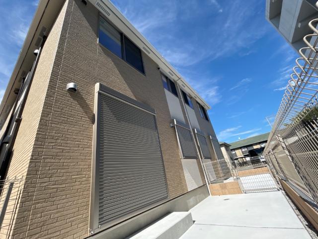 カスターニャ 外観写真（昼）