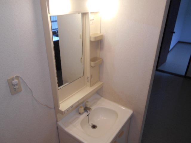 メンバーズタウンかすみ2階 洗面