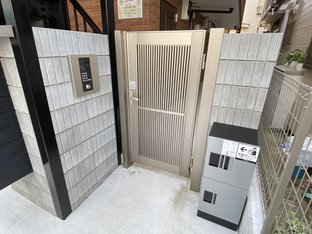 ベイルーム横浜生麦101号室 エントランス