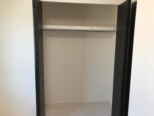 ドレッセ・Ｓ クローゼット