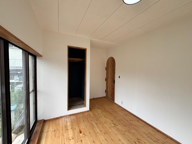 平塚カフェ風ヴィンテージHOUSE４ 1階6.5畳洋室