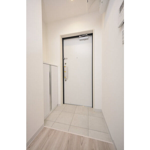 ウィロー板橋本町 玄関